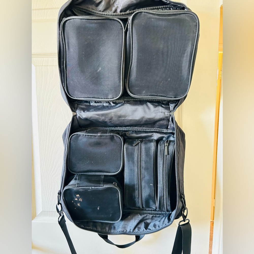 Extra LARGE Makeup Forever travel Makeup bag. Spacious with removable pouches!